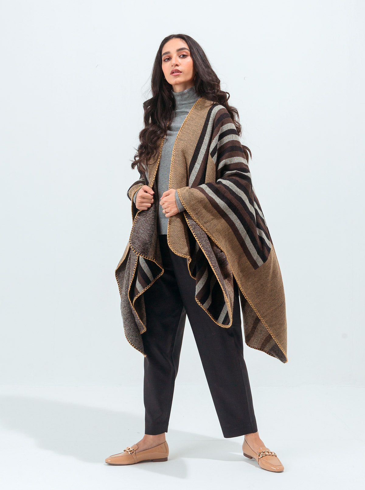 Cape Coat Beechtree Cape Shawl CAPE – BEECHTREE - Main Image