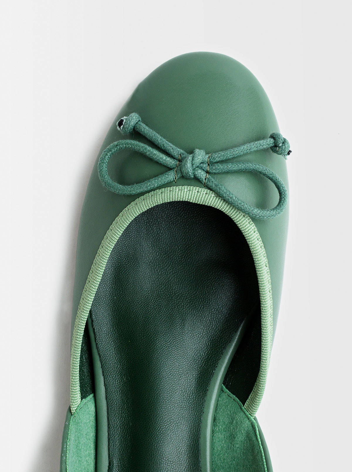 FOOTWEAR