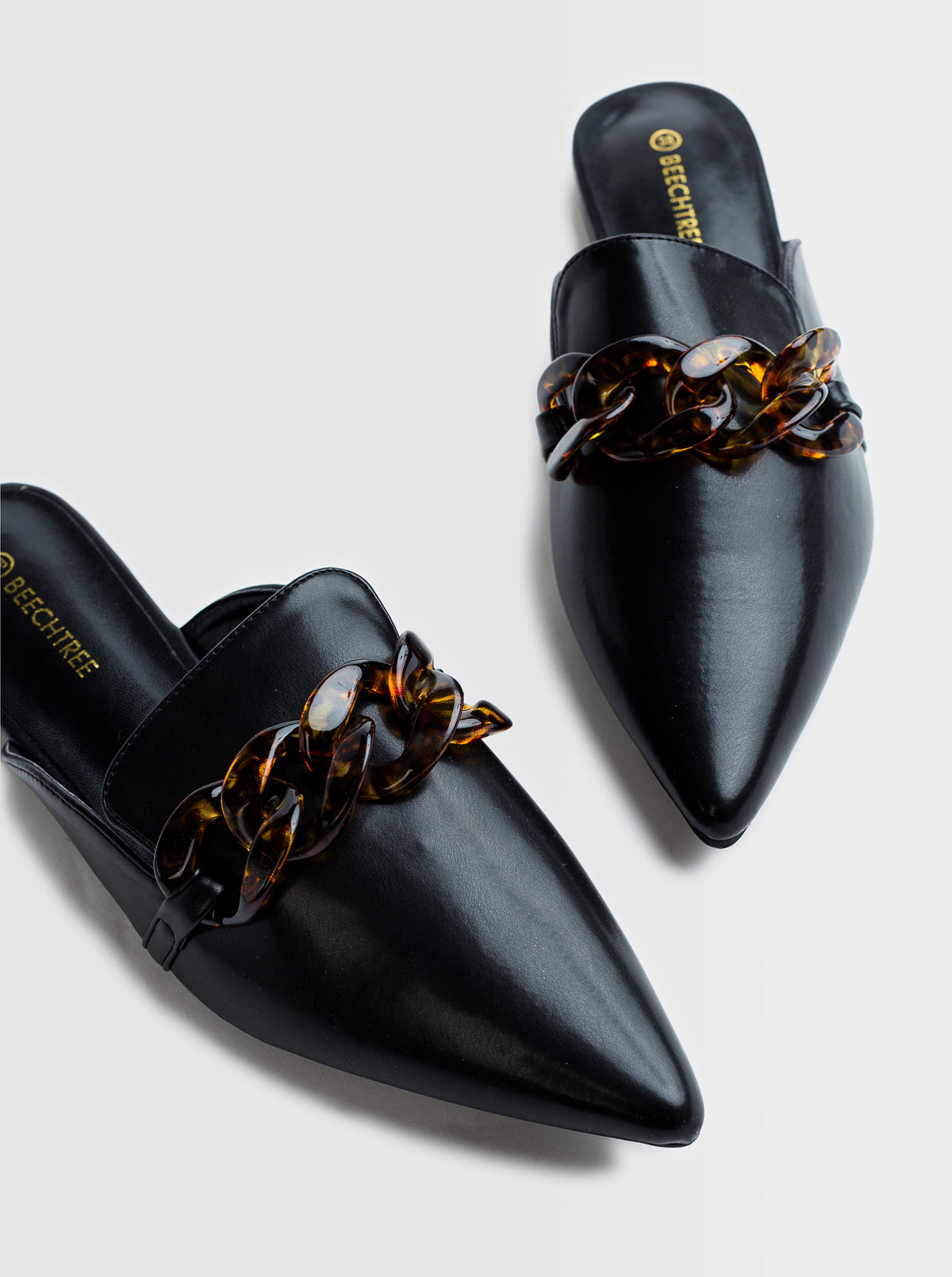 FOOTWEAR