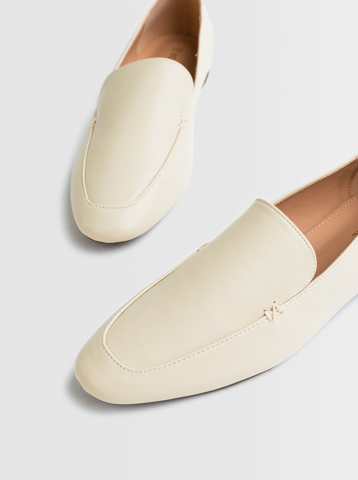 FOOTWEAR