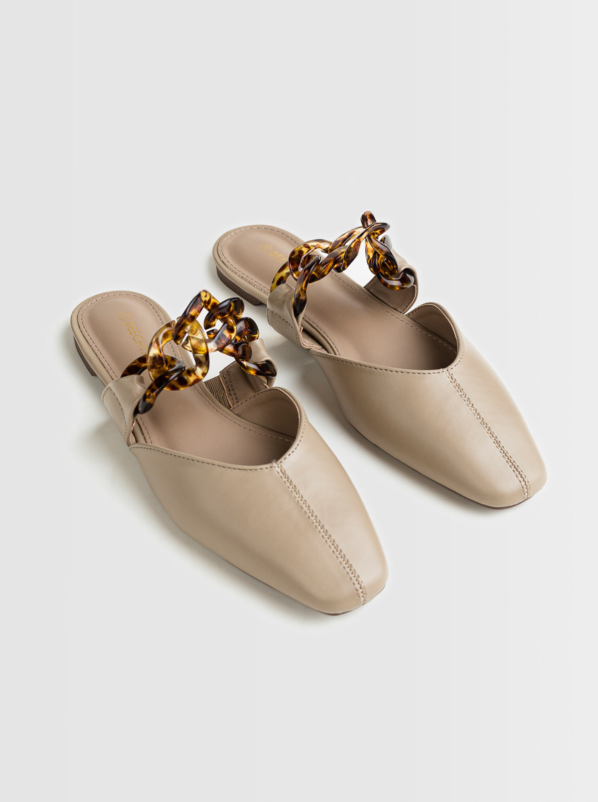 FOOTWEAR