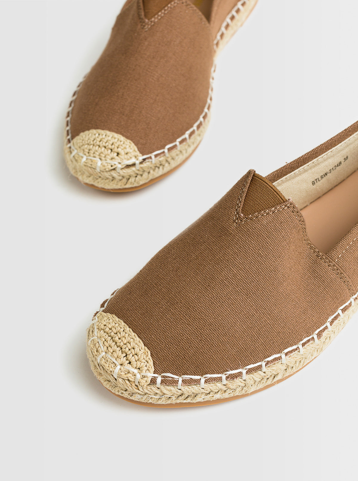 FOOTWEAR