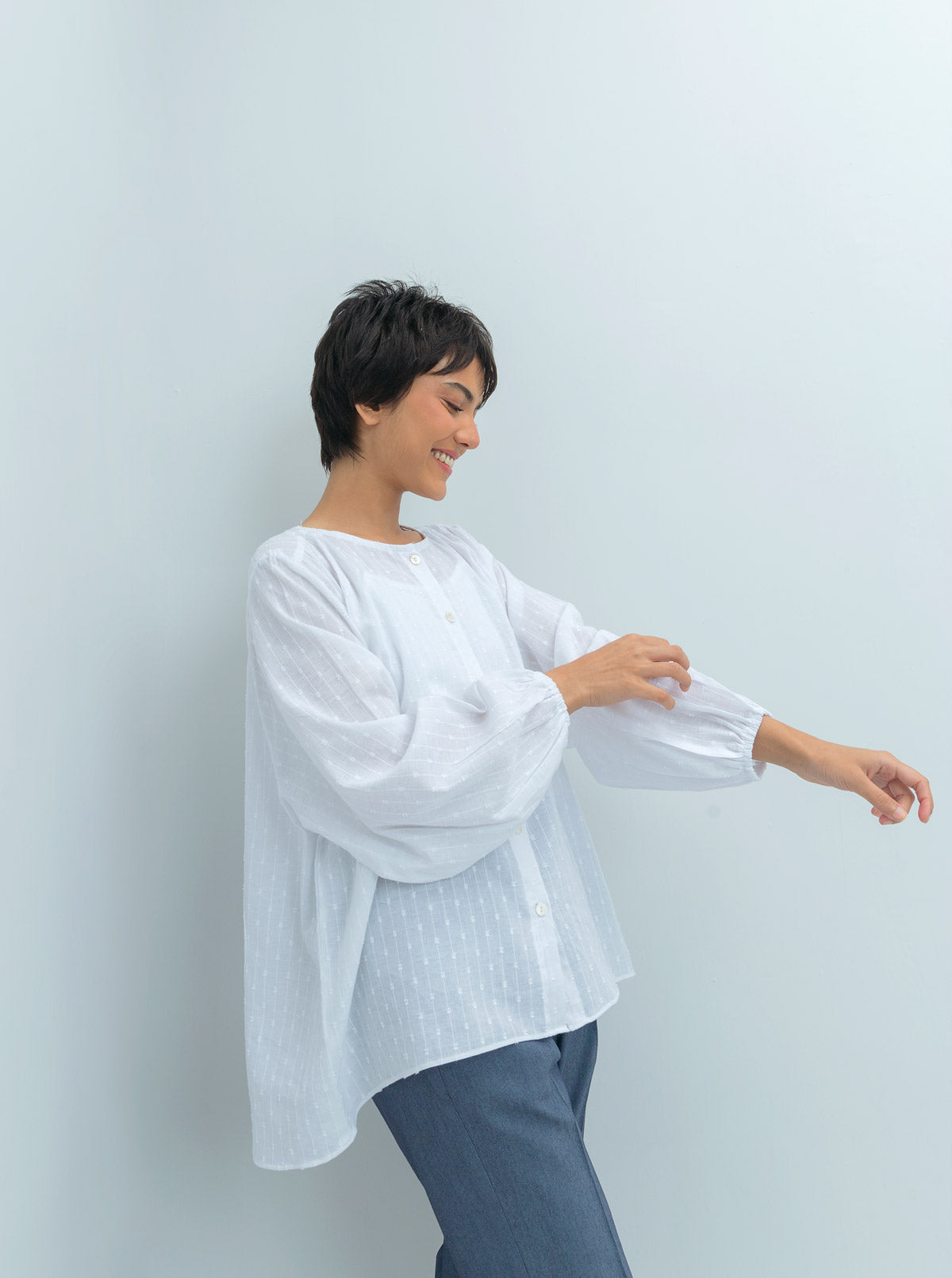 WHITE TEXTURED PLACKET SHIRT
