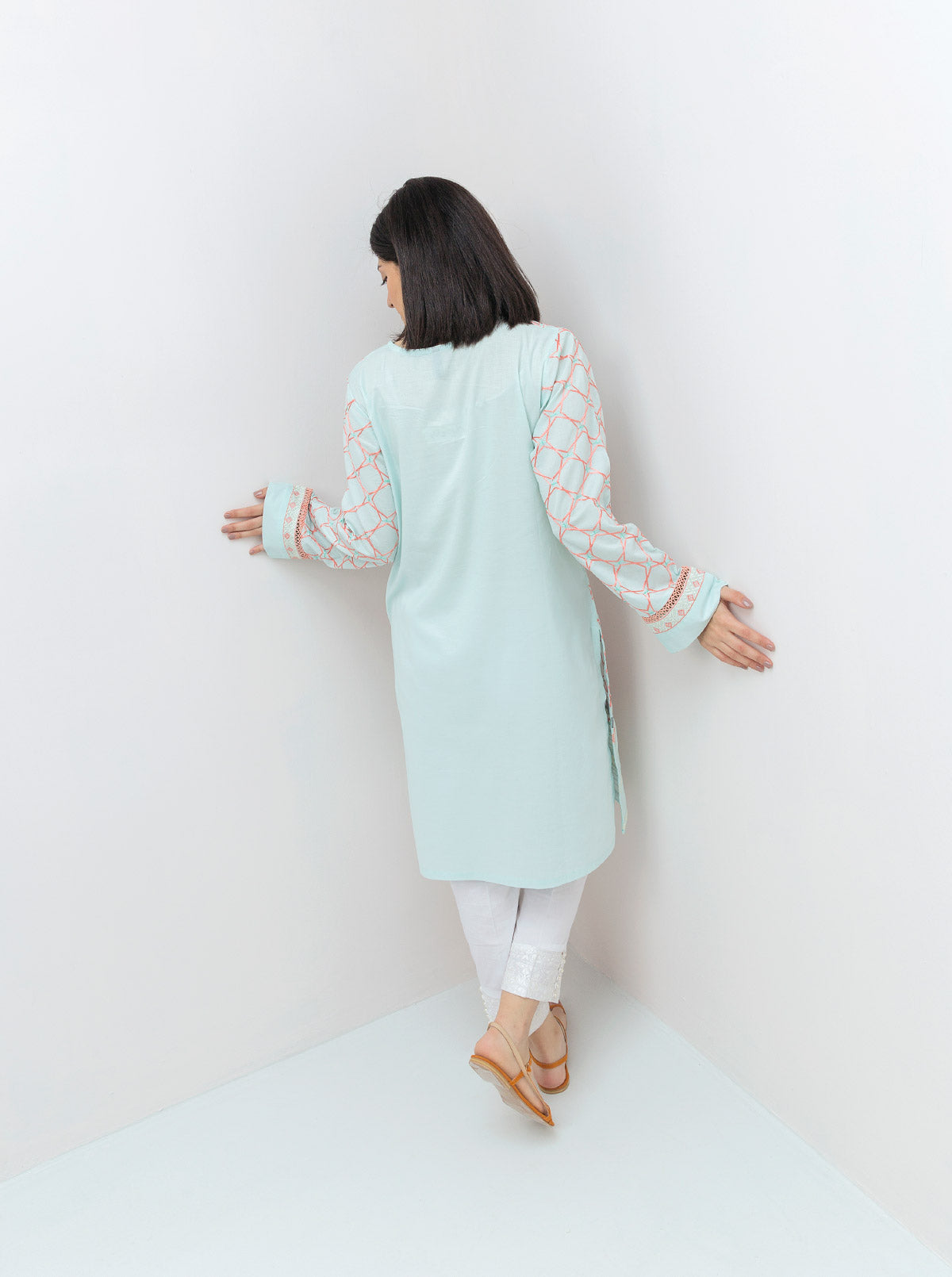 EMBROIDERED SHIRT
