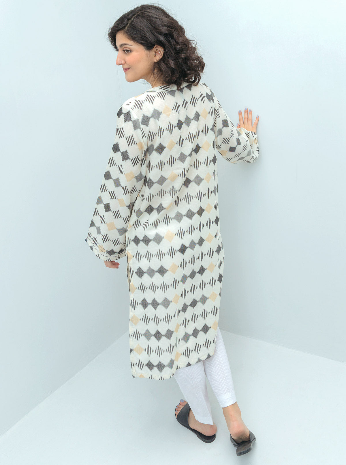 EMBROIDERED JACQUARD SHIRT (PRET)
