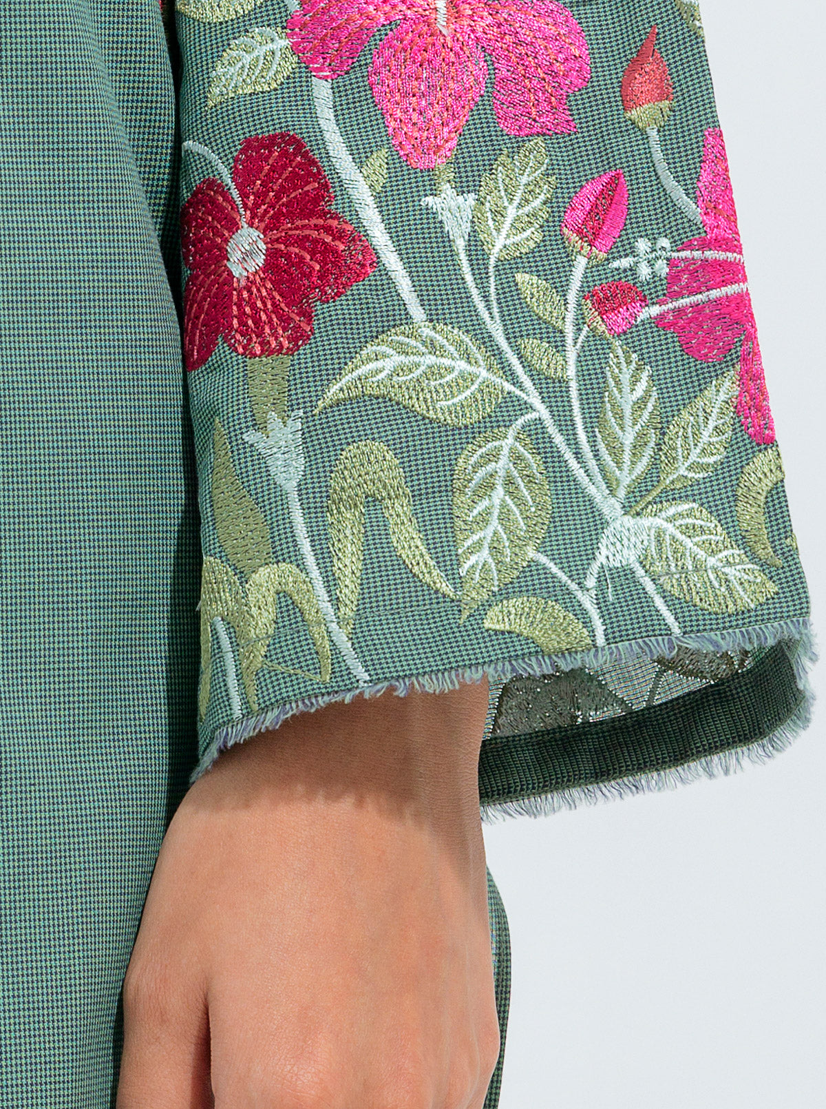 EMBROIDERED SHIRT