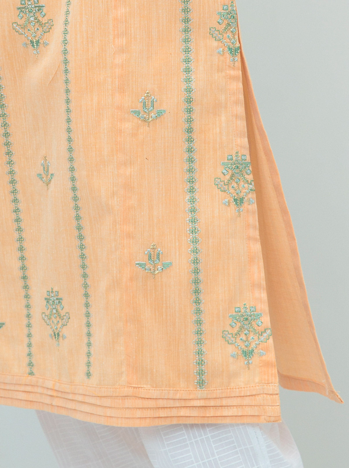 EMBROIDERED YARN DYED COTTON SHIRT (PRET)
