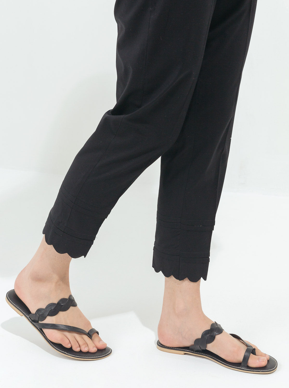 BASIC STRAIGHT PANTS