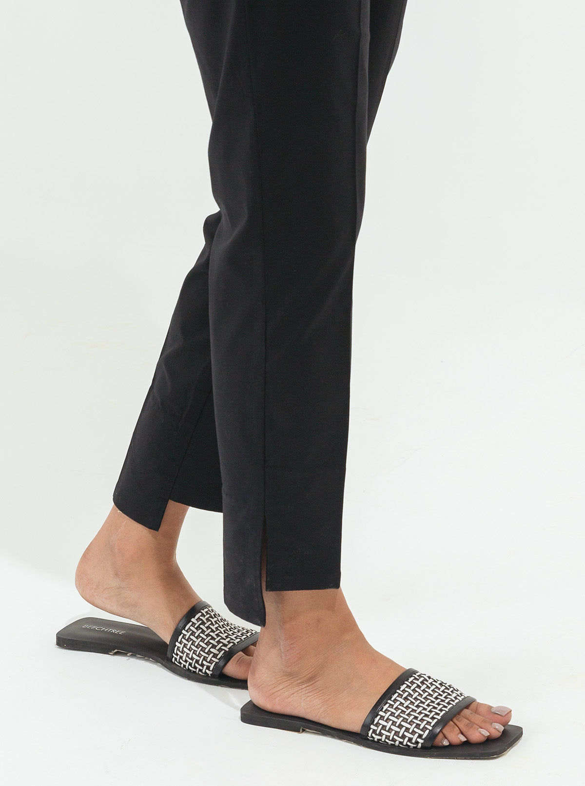 BASIC STRAIGHT PANTS