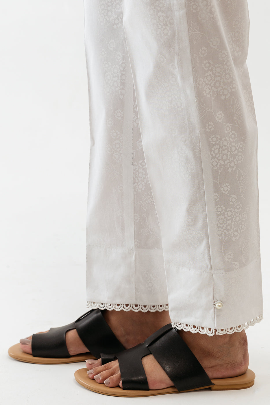 BASIC STRAIGHT PANTS