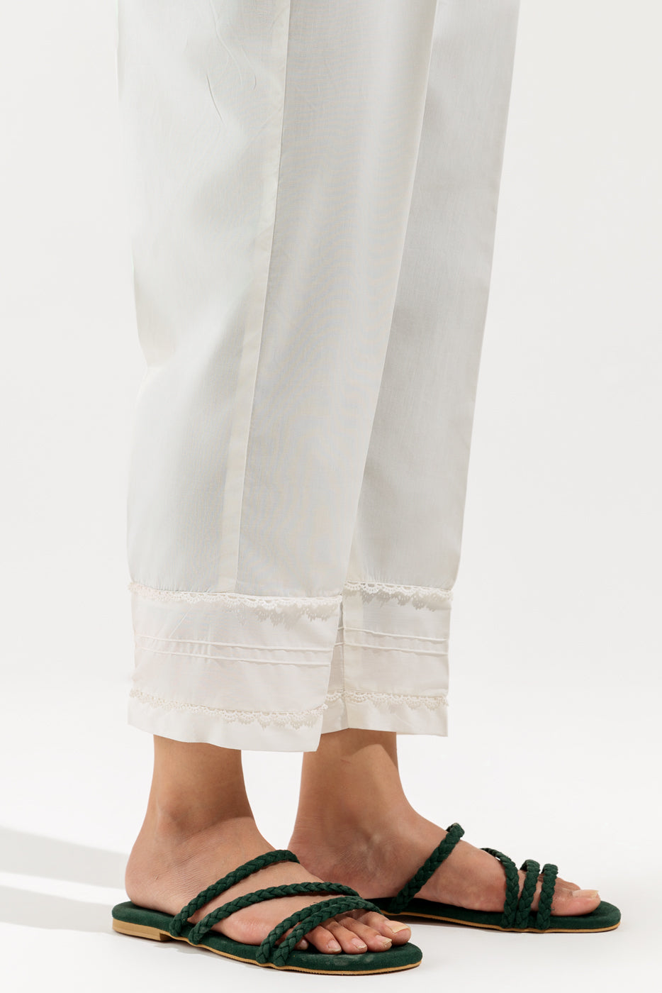 BASIC STRAIGHT PANTS