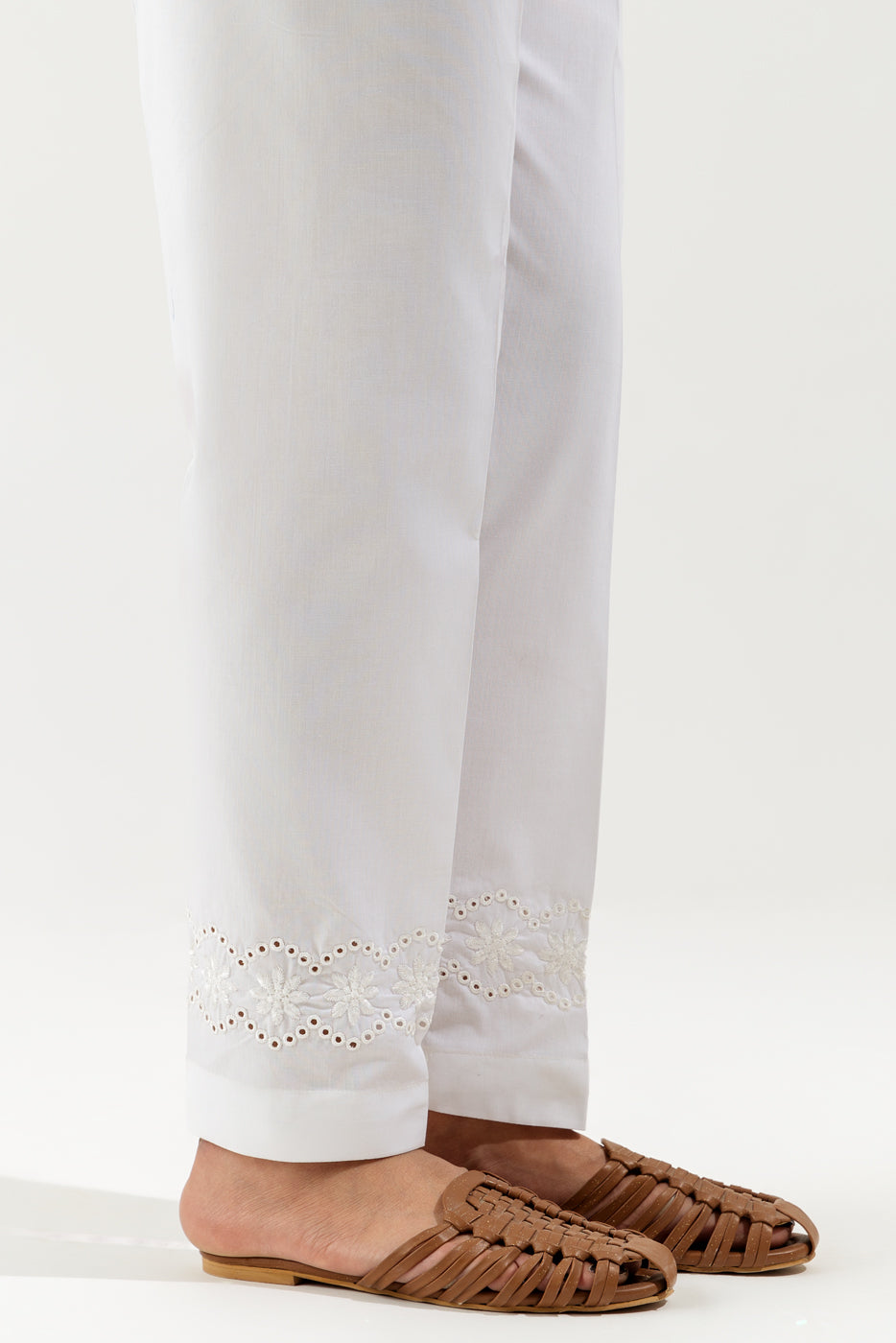 EMBROIDERED STRAIGHT PANTS