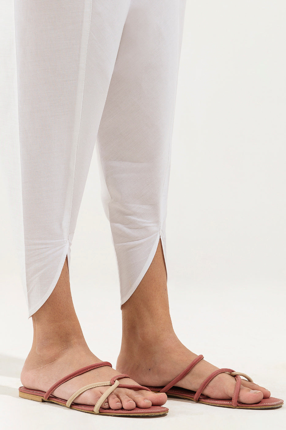 BASIC STRAIGHT PANTS