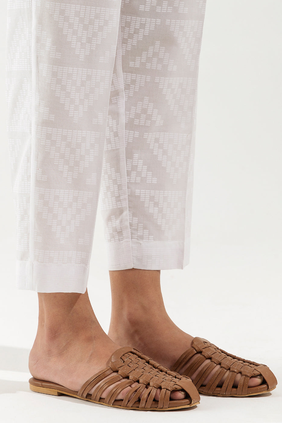 BASIC STRAIGHT PANTS
