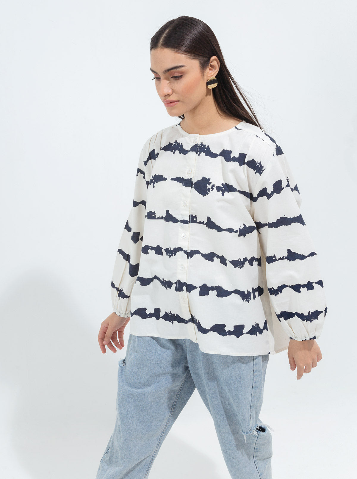 CREAM TIE & DYE BUTTONED TOP