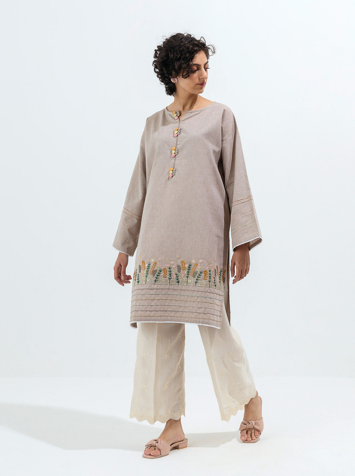 EMBROIDERED SHIRT