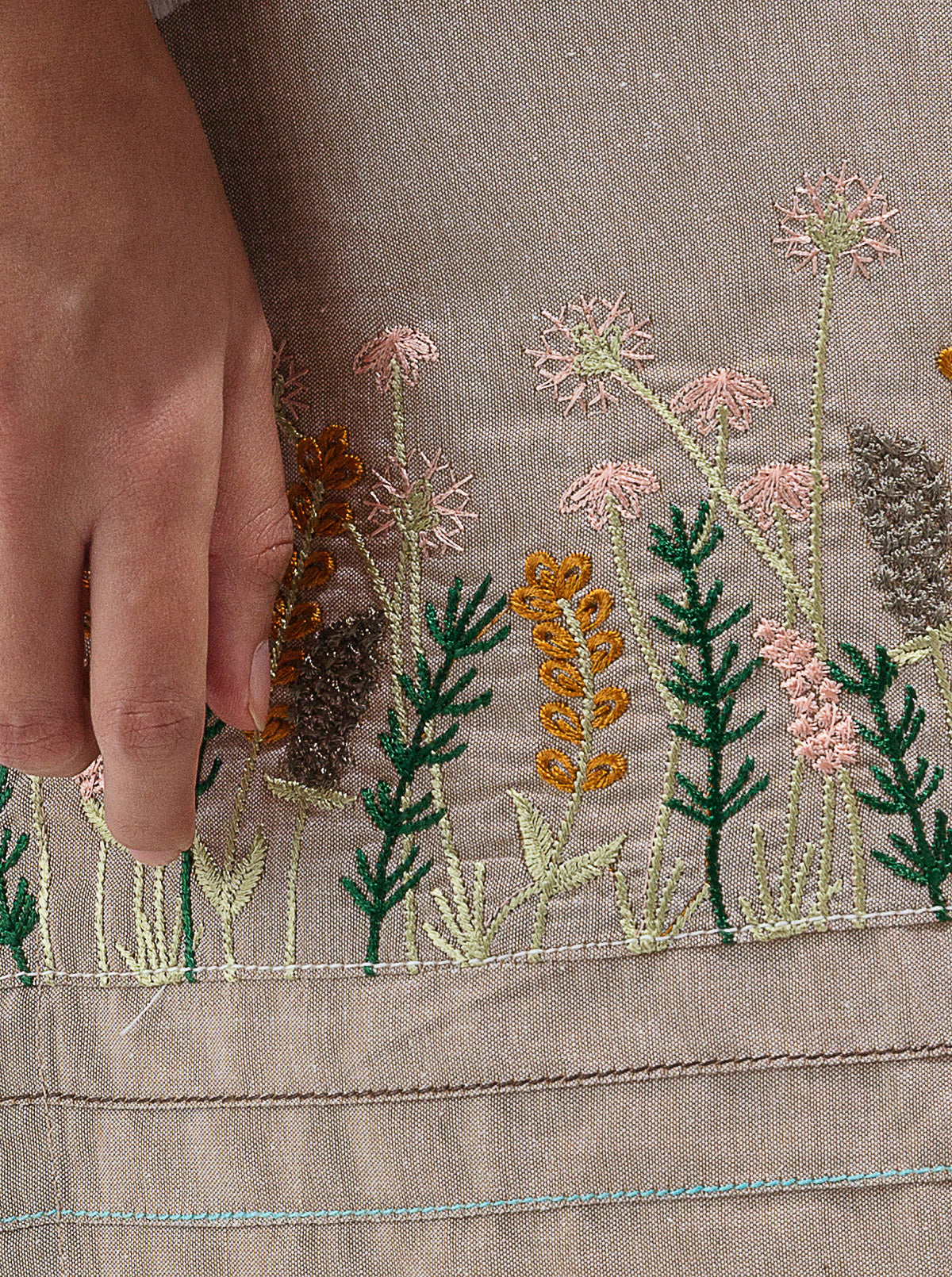EMBROIDERED SHIRT