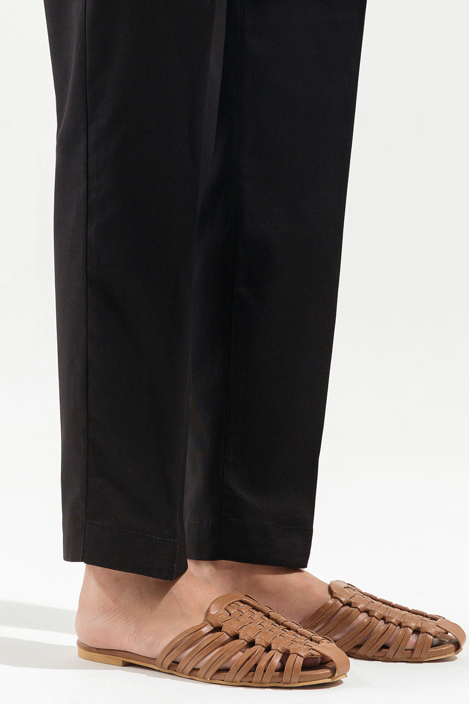 EMBROIDERED STRAIGHT PANTS