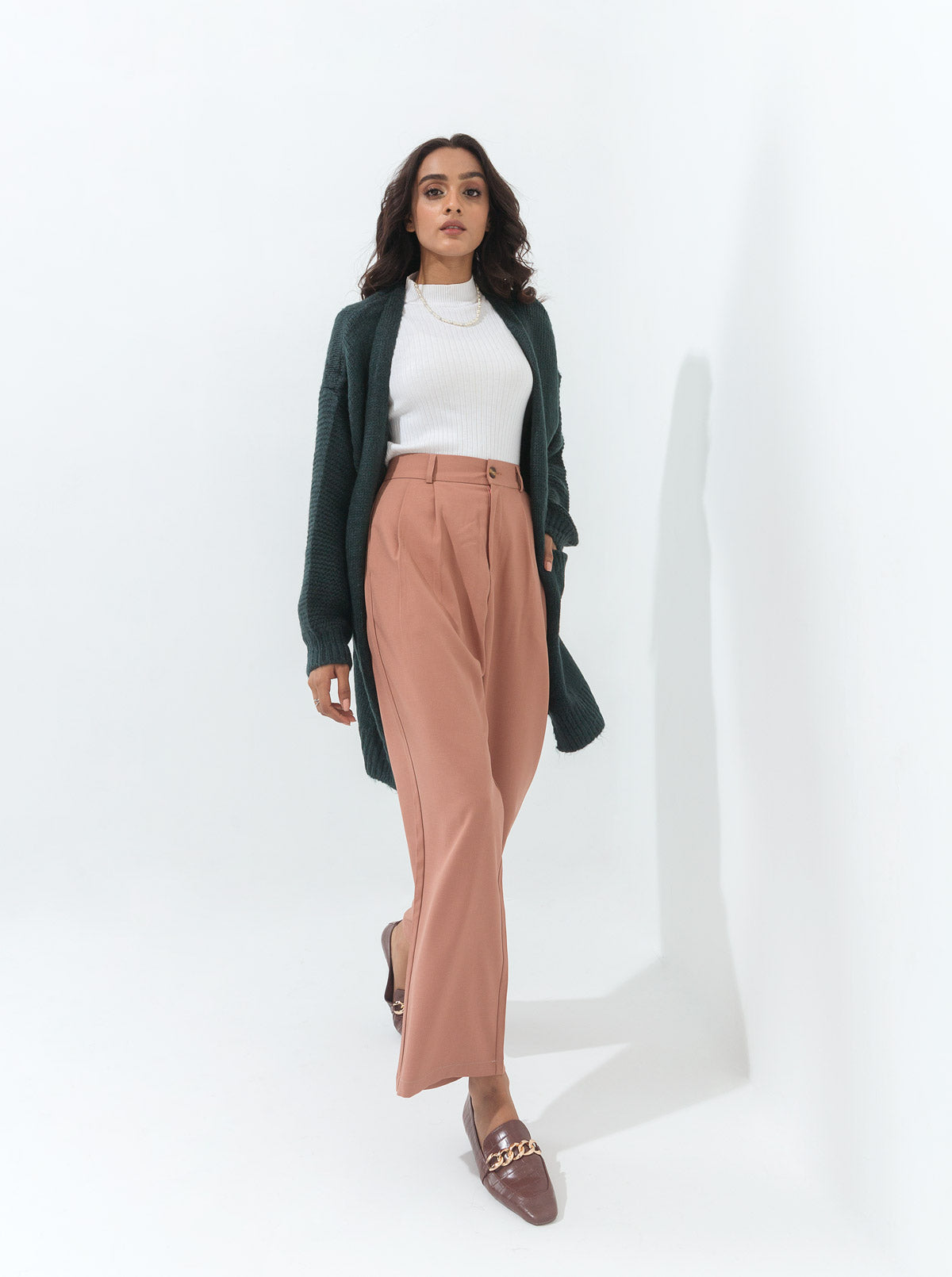 DARK GREEN LONG TEXTURED POCKET SHRUG