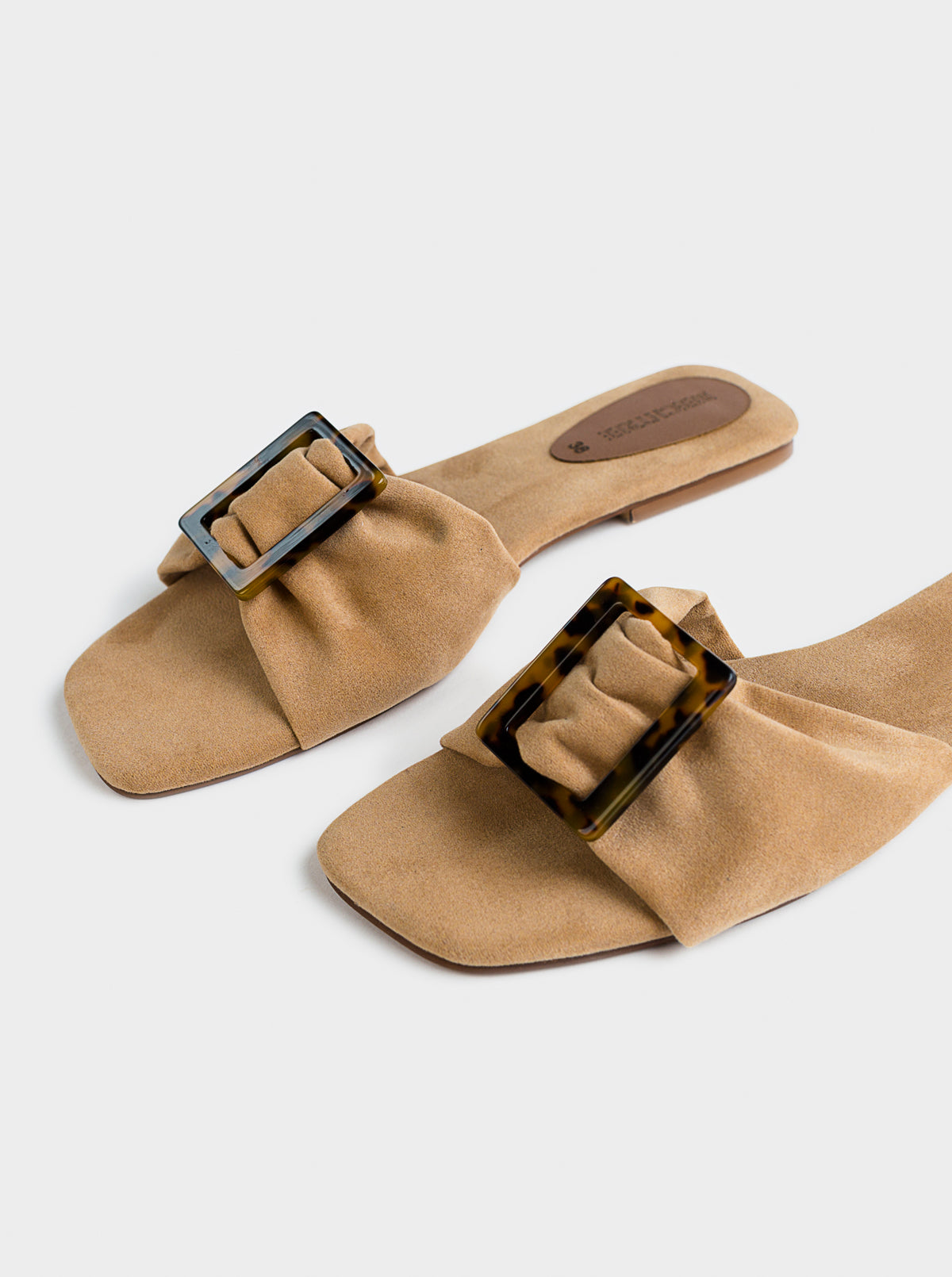 FOOTWEAR