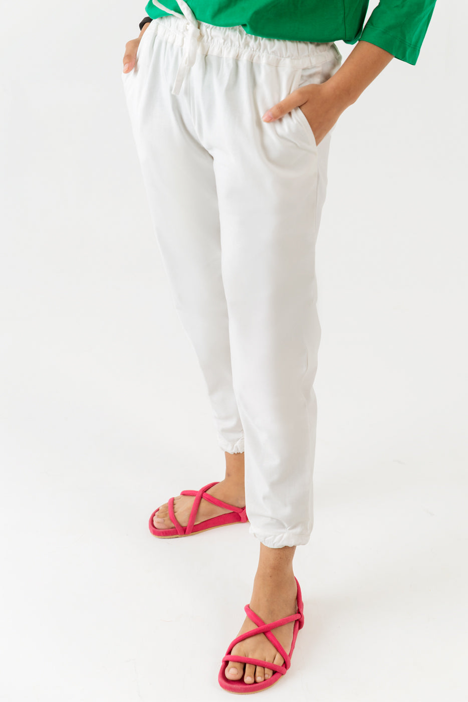 BASIC STRAIGHT PANTS