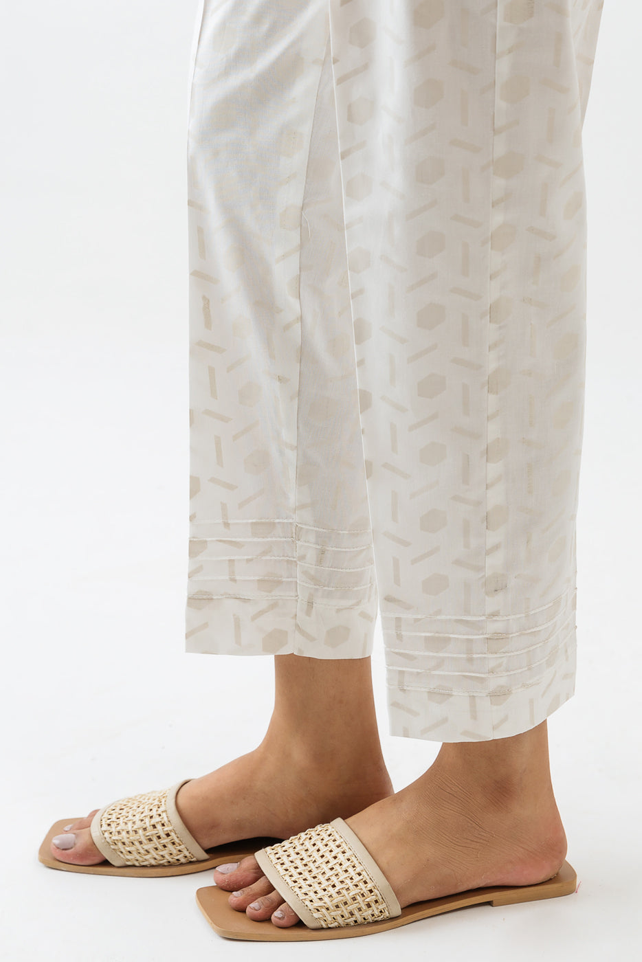 BASIC STRAIGHT PANTS