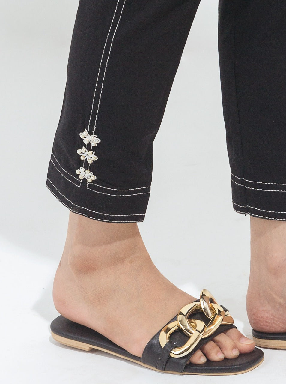 BASIC STRAIGHT PANTS