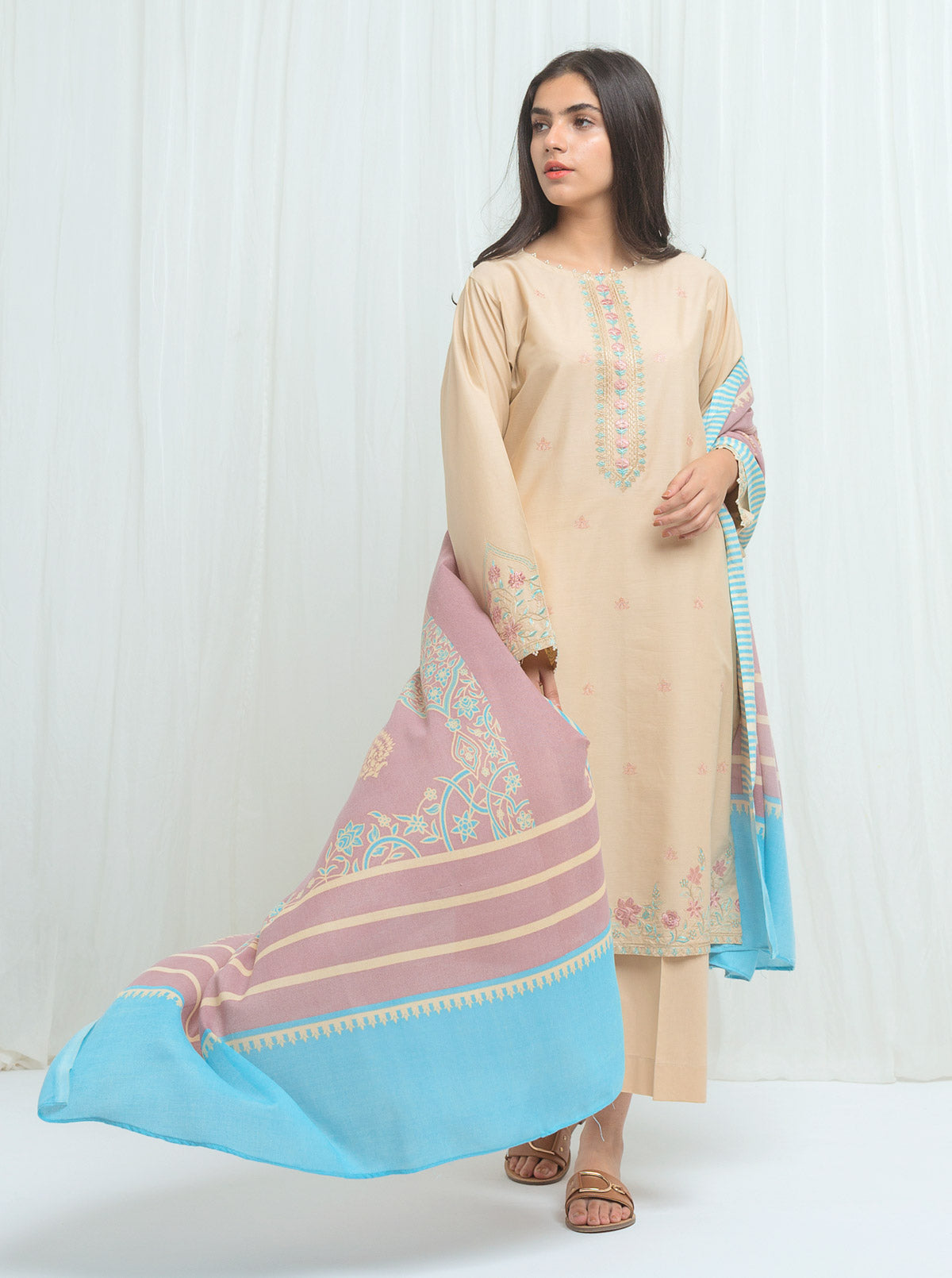 Mellowed Ivory With Printed Shawl-3P