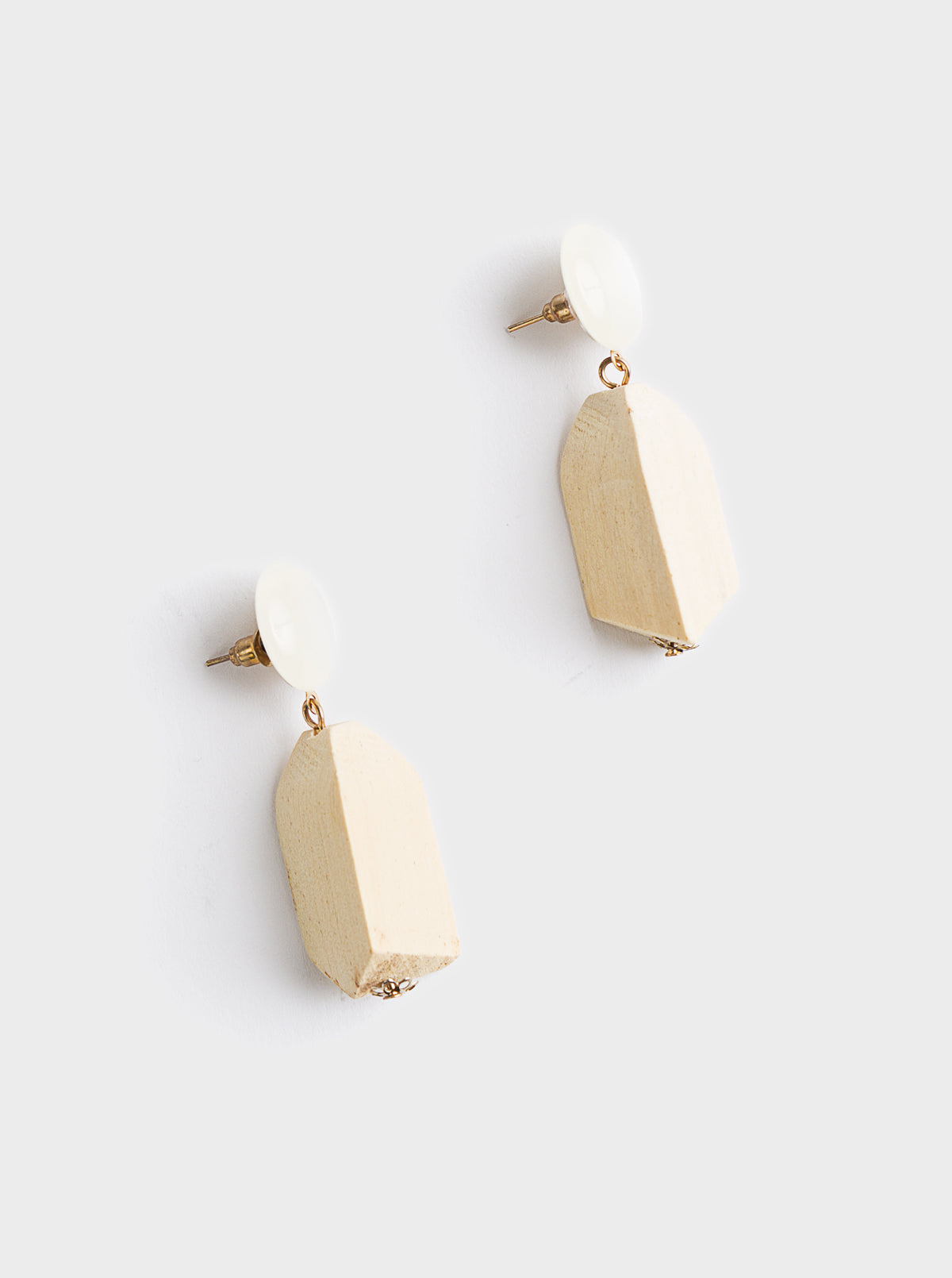 EAR RINGS
