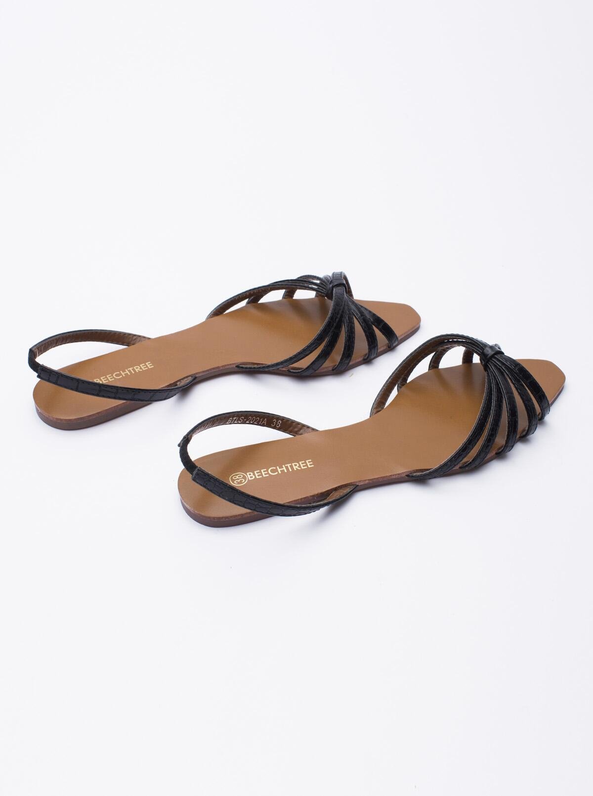FOOTWEAR