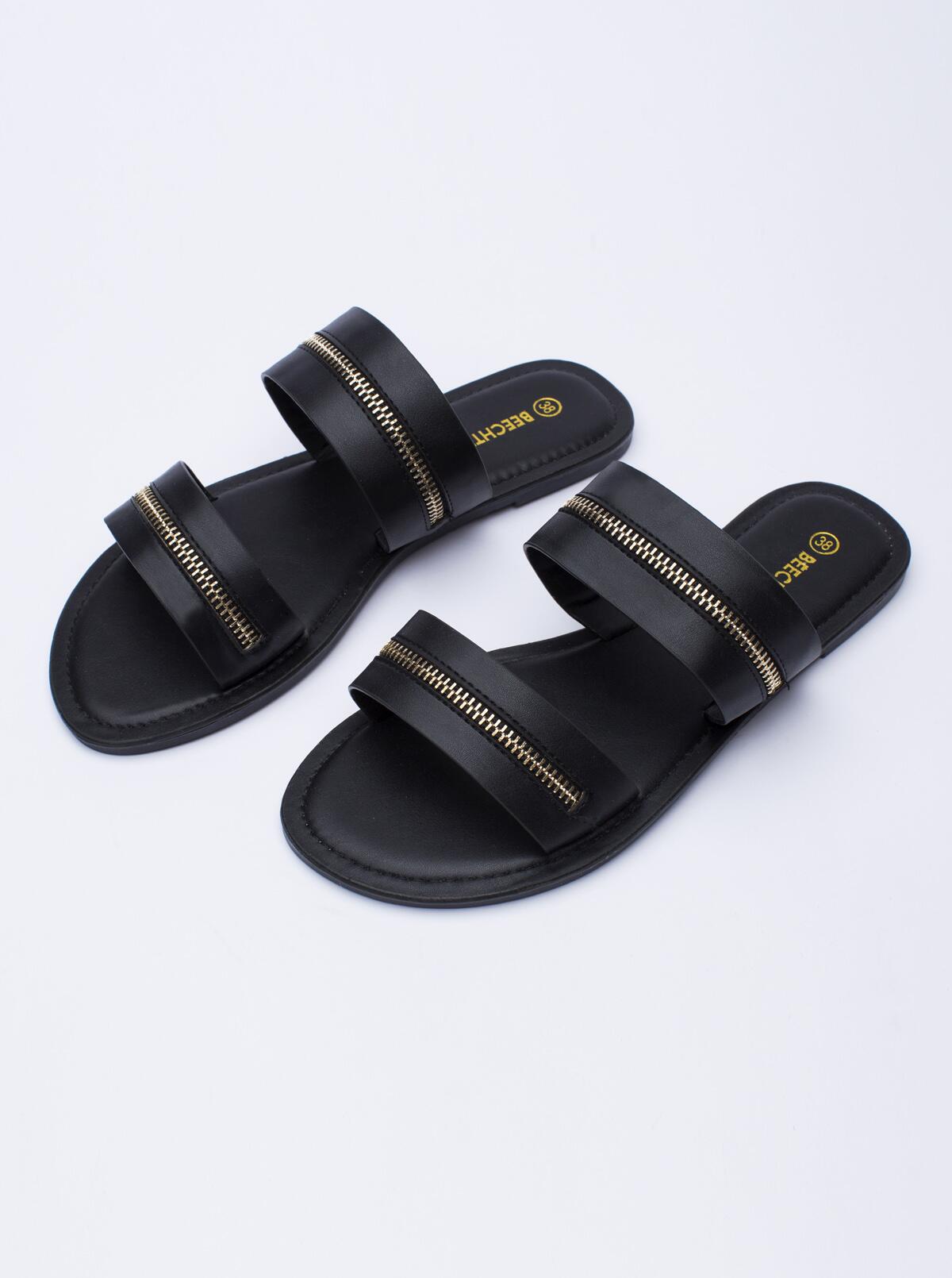 FOOTWEAR