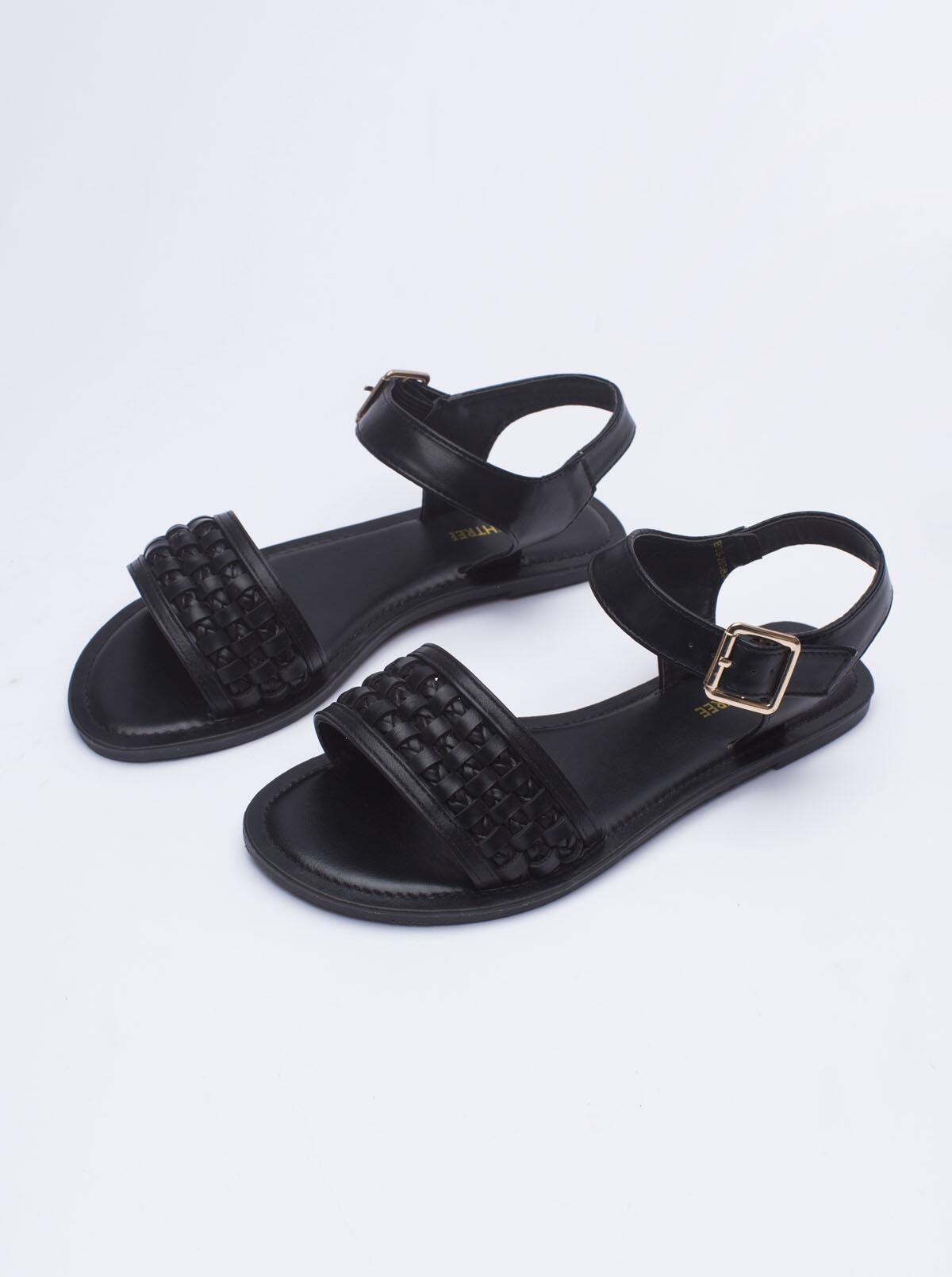 FOOTWEAR