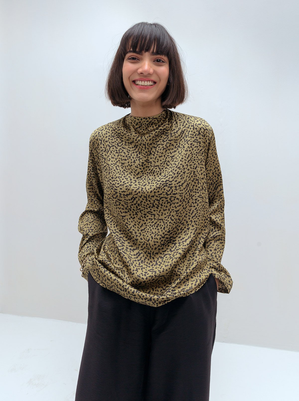 OLIVE ANIMAL PRINT BLOUSE