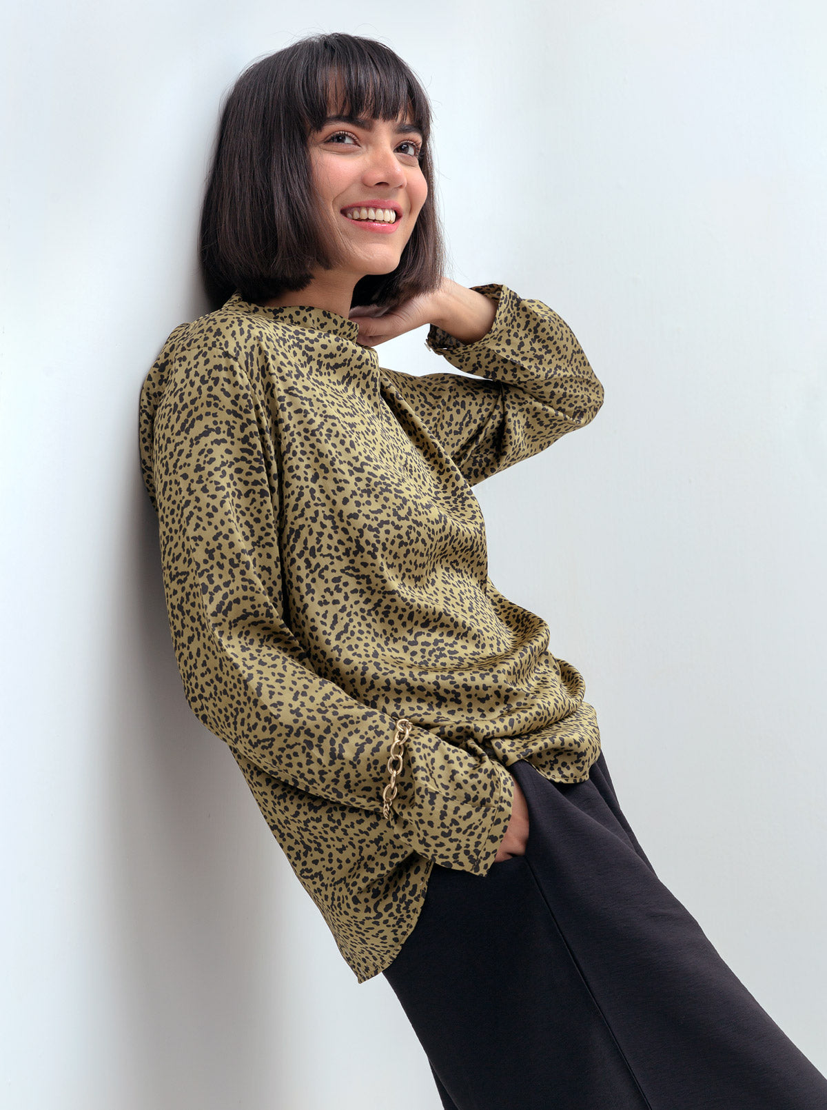 OLIVE ANIMAL PRINT BLOUSE