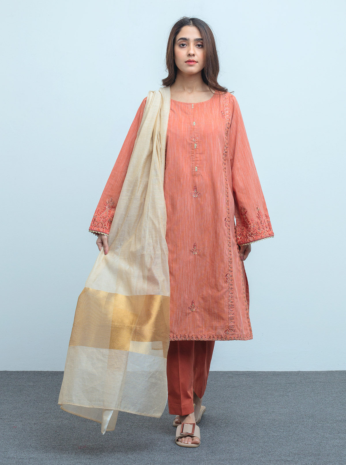 EMBROIDERED SHIRT WITH DUPATTA