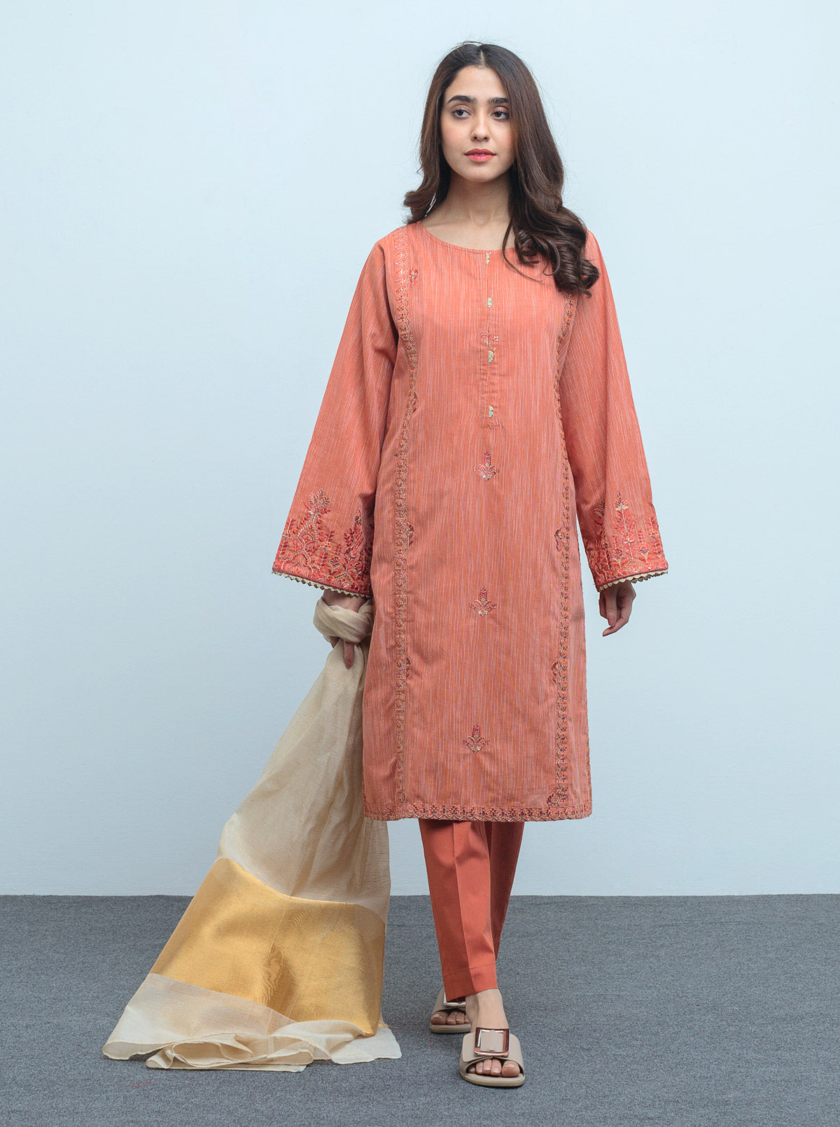 EMBROIDERED SHIRT WITH DUPATTA