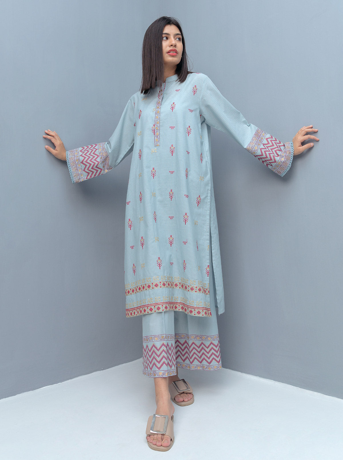 EMBROIDERED SHIRT WITH PANT