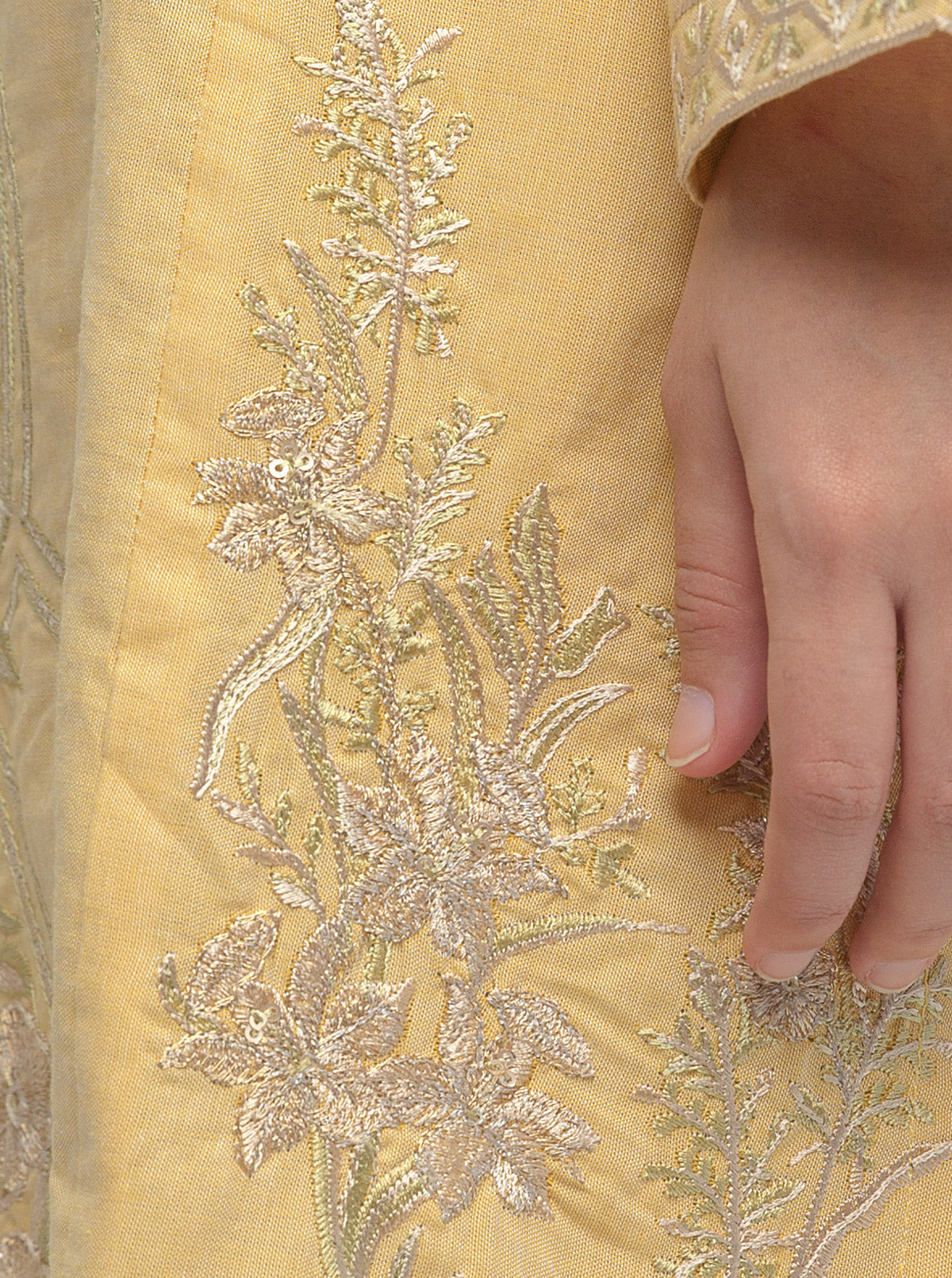 EMBROIDERED SHIRT