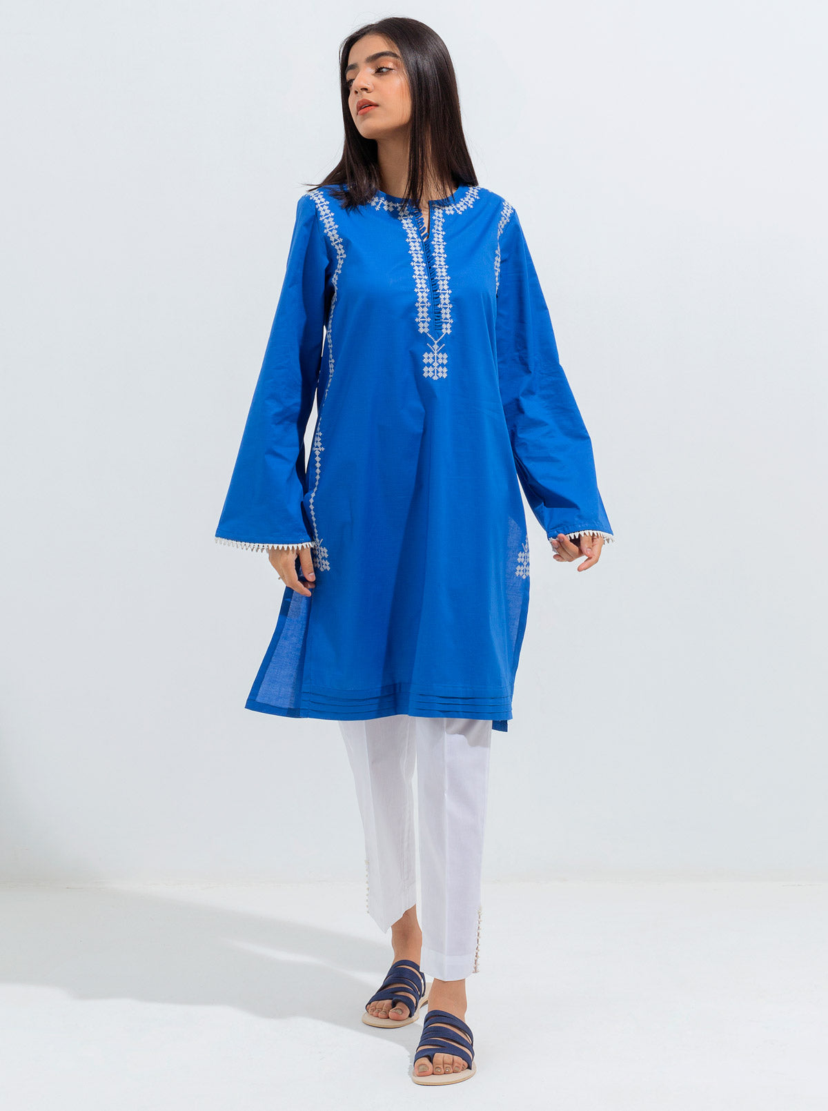 EMBROIDERED SHIRT