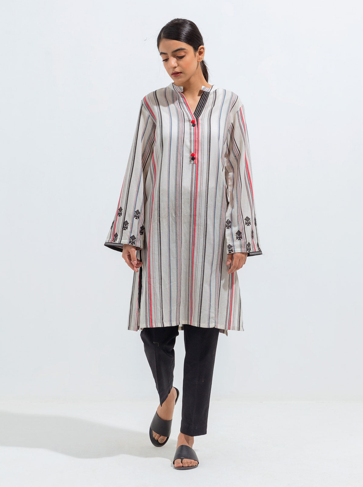 EMBROIDERED SHIRT