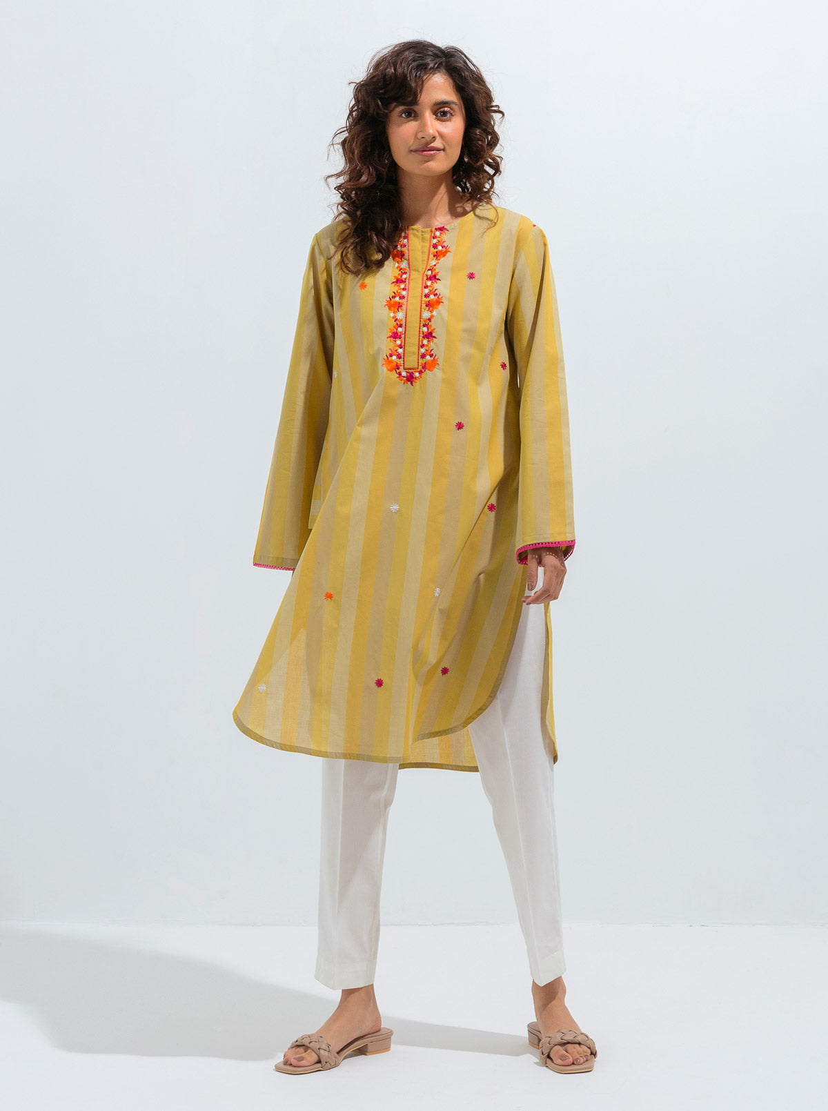 EMBROIDERED SHIRT