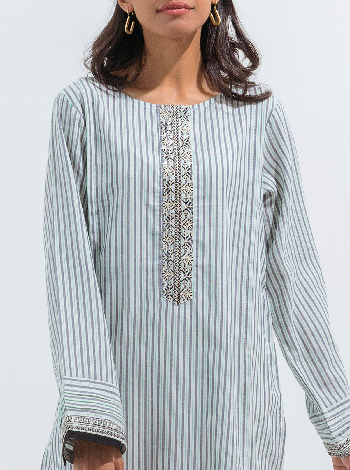 EMBROIDERED SHIRT