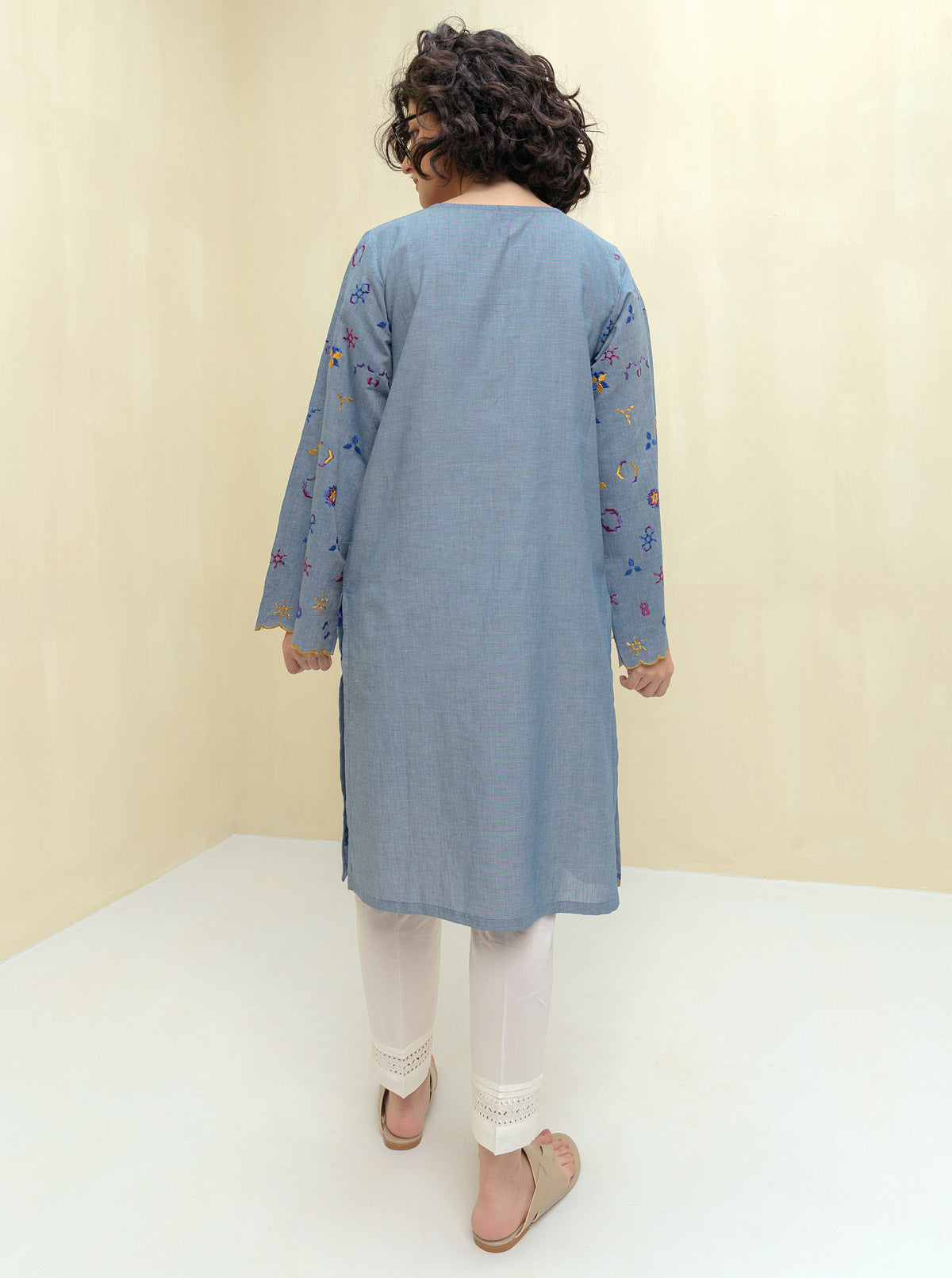 EMBROIDERED SHIRT