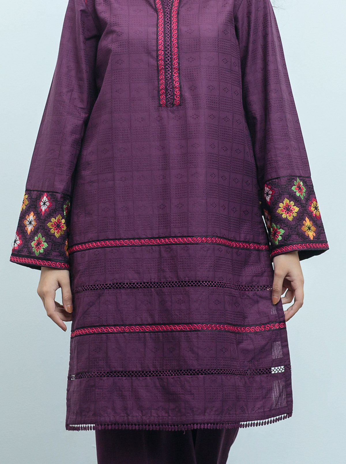 EMBROIDERED SHIRT