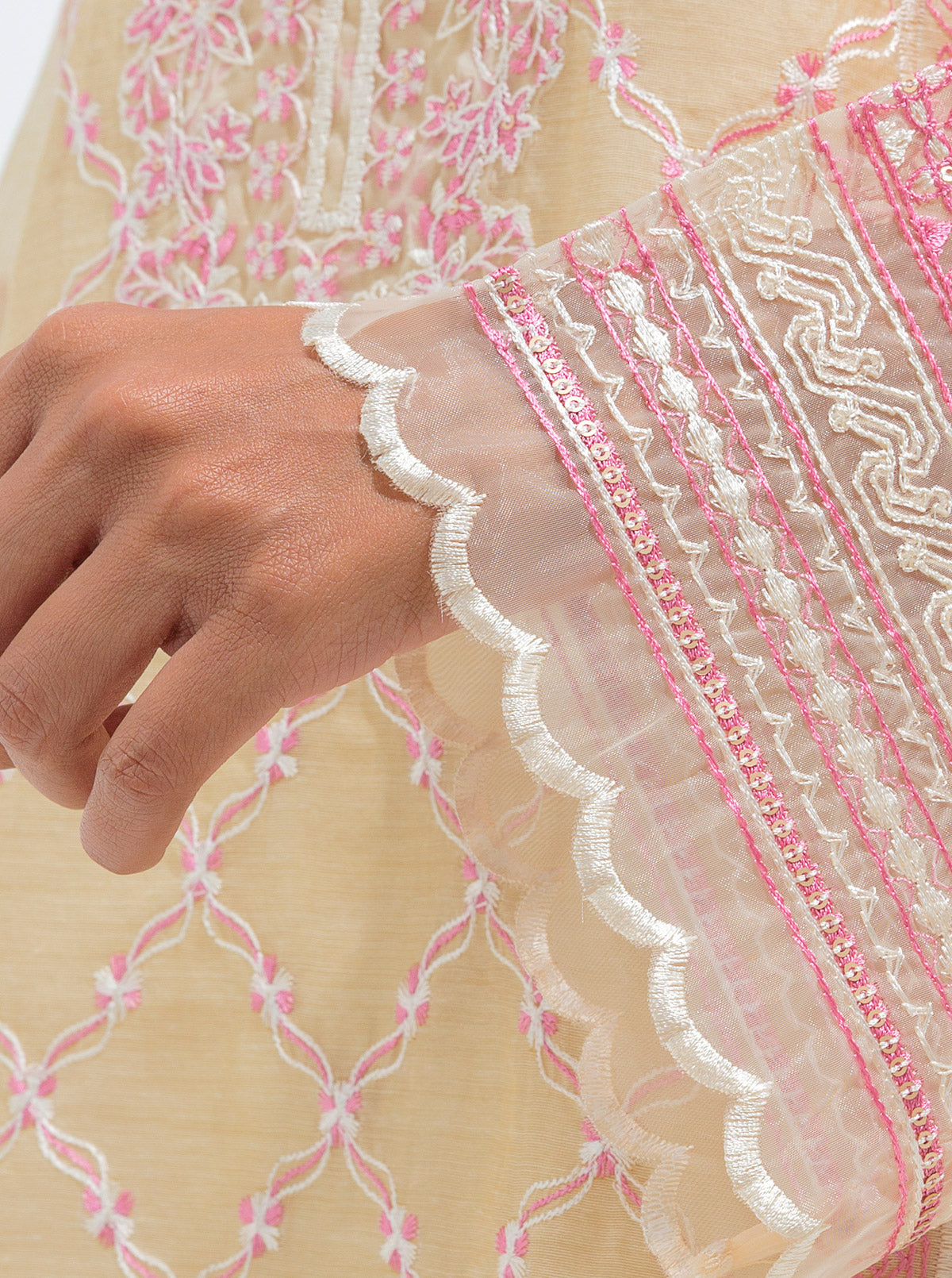 EMBROIDERED SHIRT