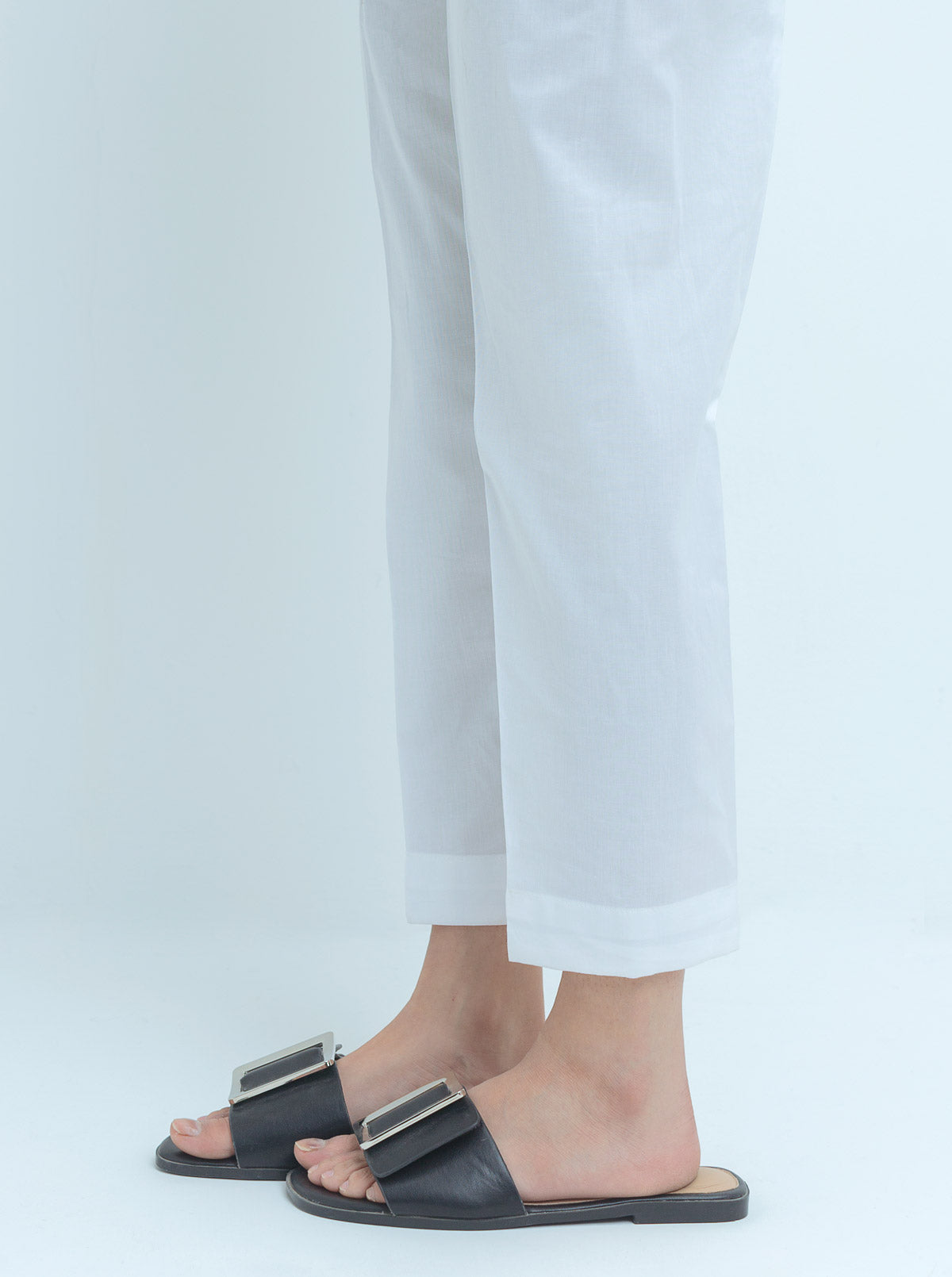 BASIC STRAIGHT PANTS