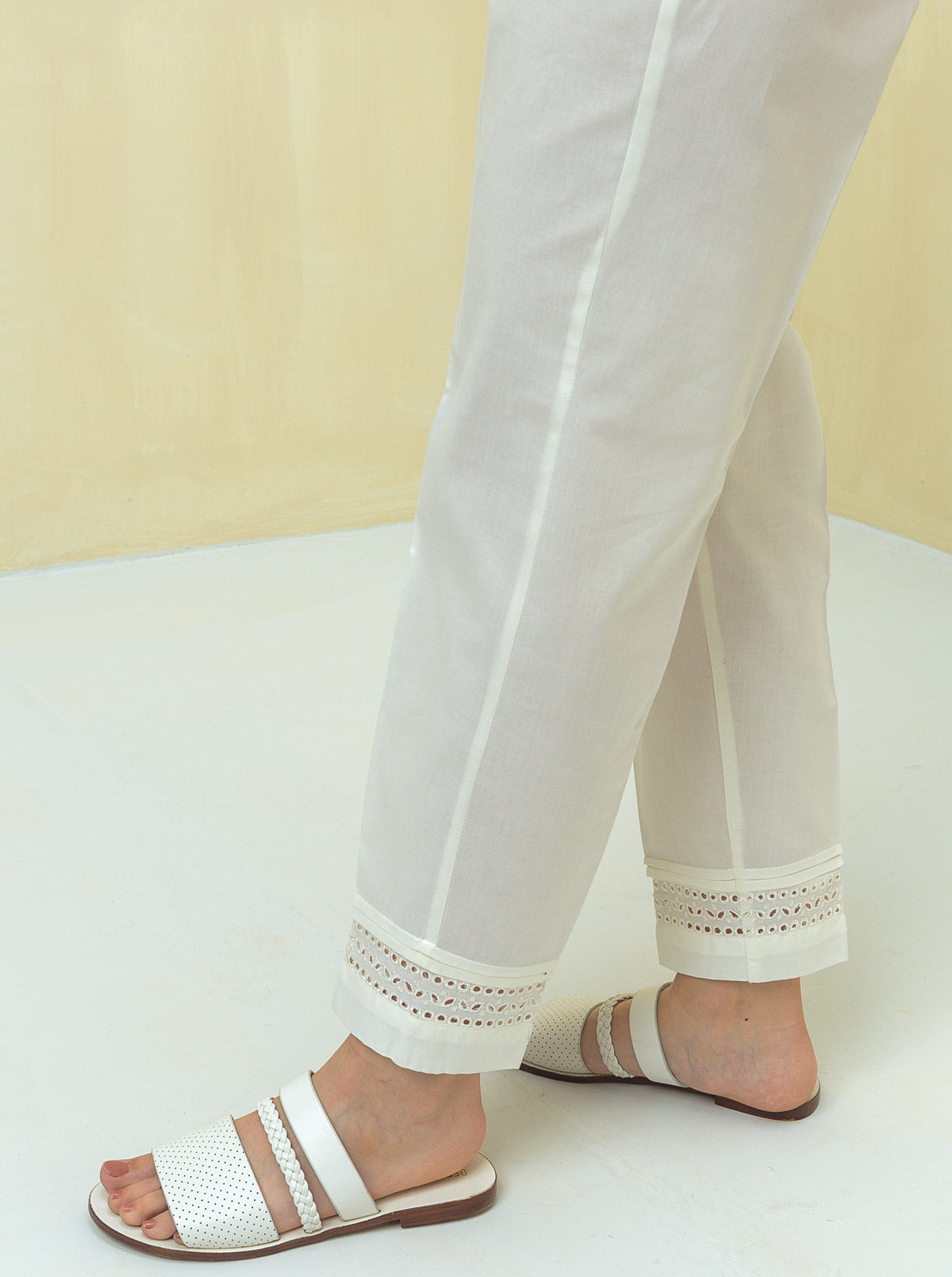 EMBROIDERED STRAIGHT PANTS