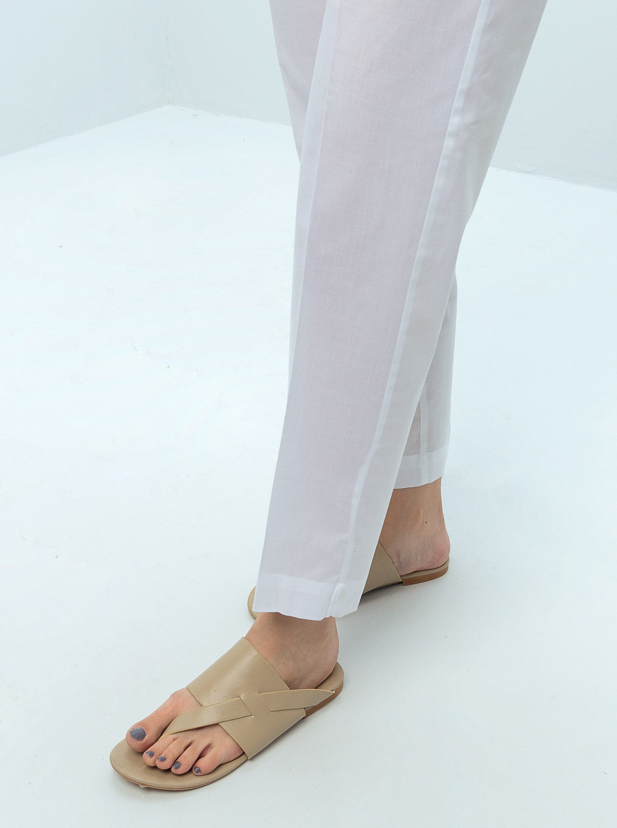 BASIC STRAIGHT PANTS