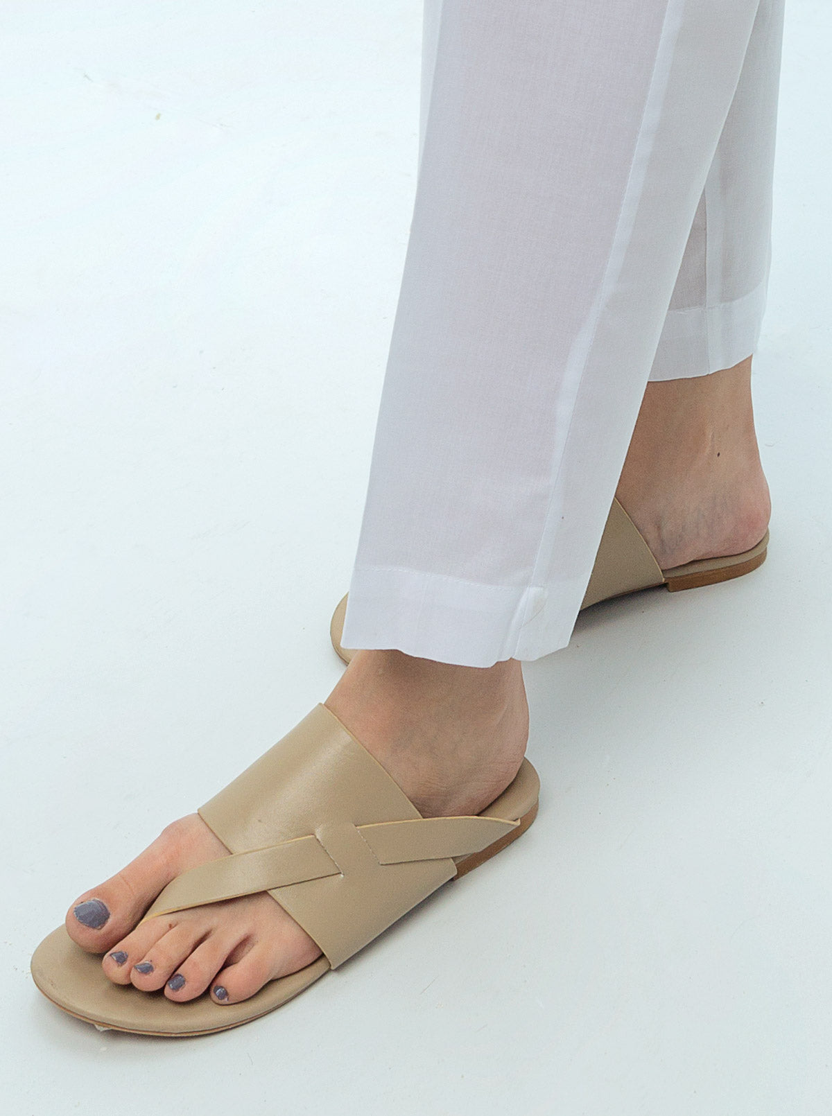 BASIC STRAIGHT PANTS
