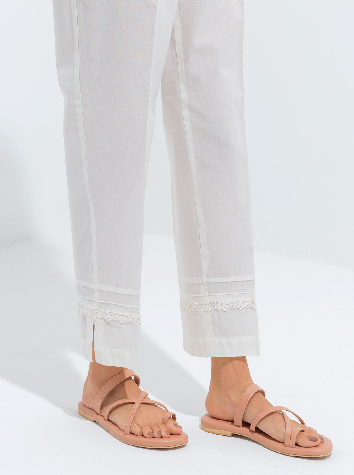 STRAIGHT PANTS